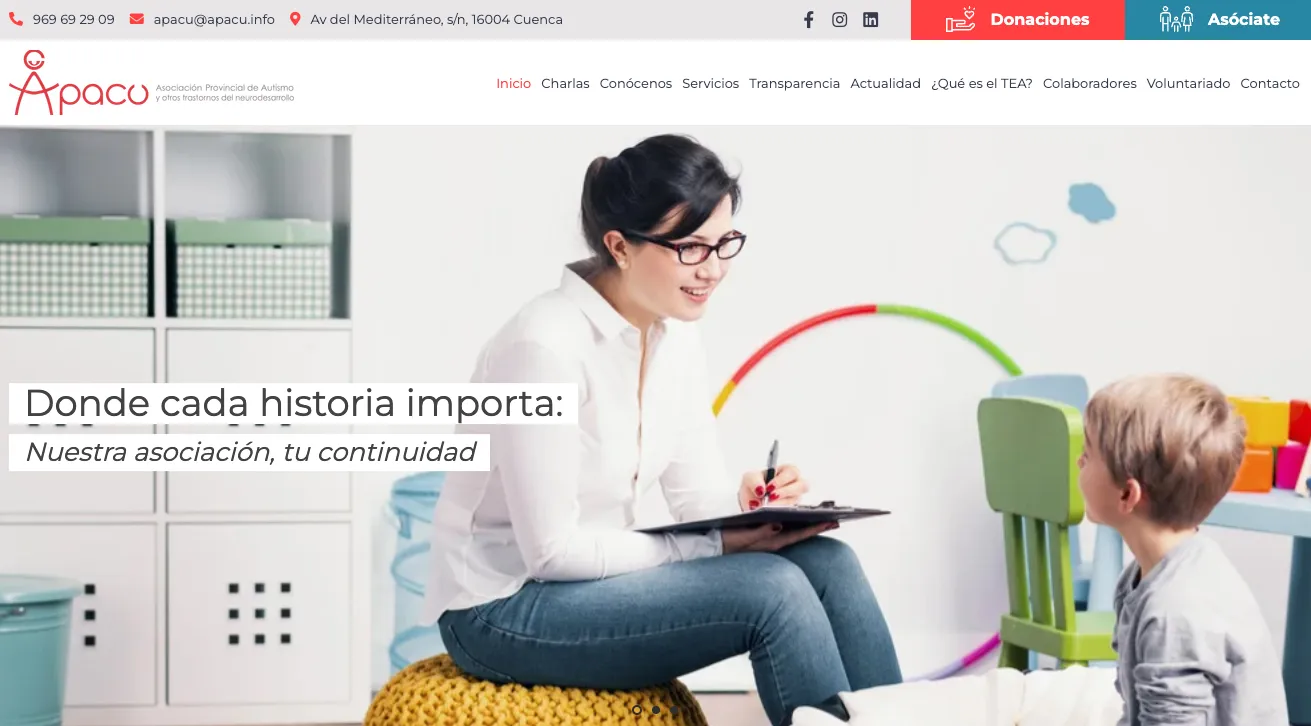 Portada de la web de APACU